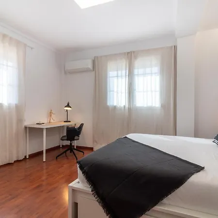 Flatguest Veneguera *
